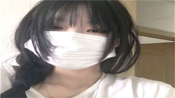 极品骚货主动求操 浪叫不断被干到潮喷